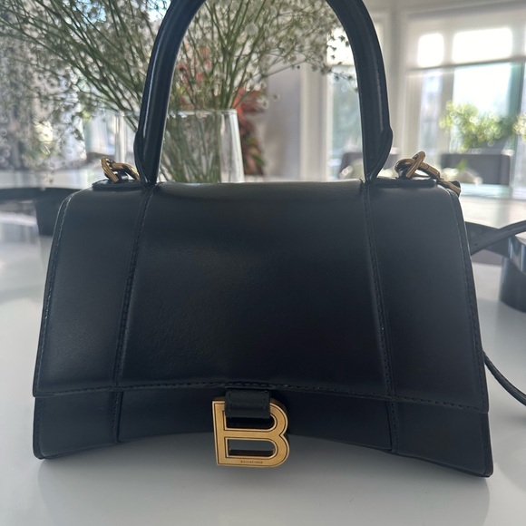 Balenciaga women’s small hourglass handbag. - Picture 1 of 10